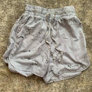 XS BuffBunny White Marble Flo Shorts